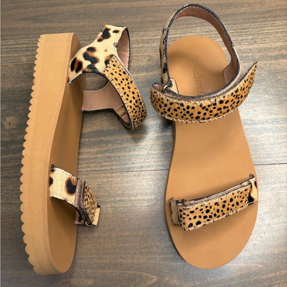 Madewell The Maggie Sandal in Spot Mix Calf Hair size 6 - Picture 1 of 9